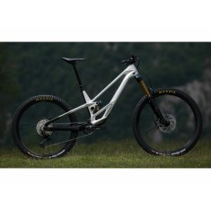 Orbea VTT Enduro Rallon E10 442 - White Chich / Diamond Black - Purebike