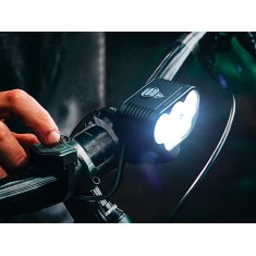 Magicshine Eclairage avant Monteer 8000S V2.0 - Purebike